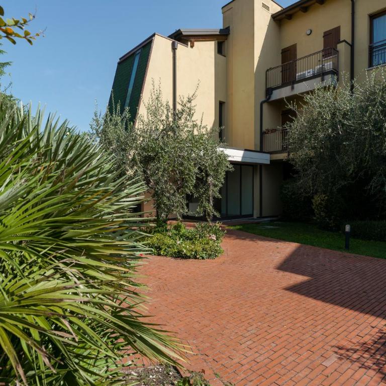 QUIET PLACE close to city center - Appartamento con Terrazza - 21