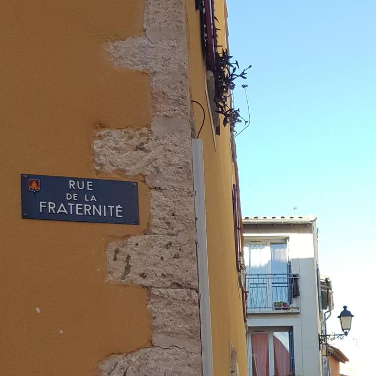 "L'ÎLOT" en plein cœur de Martigues - Appartement en Duplex - 63