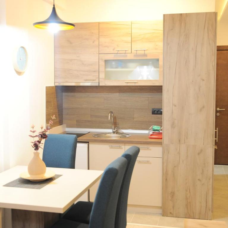 APARTMAN BIKI - One-Bedroom Apartment - 12