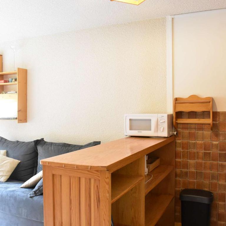 Studio skis aux pieds à Méribel – Centre, commerces à 100m, piscine estivale, ascenseur, casier à skis - Appartement 1 Chambre - 7