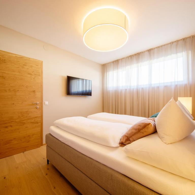 Pfeiler's Bürgerstüberl - Hotel - Apartment mit 2 Schlafzimmern und Balkon - 1