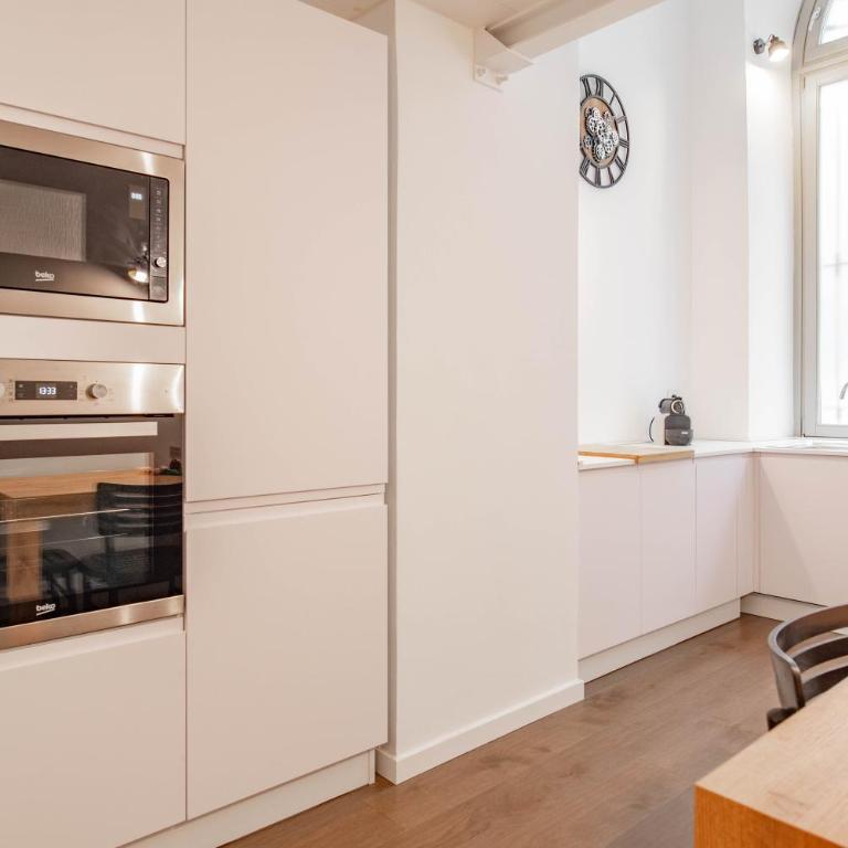 Dream Loft by HAPPYHOSTORINO - Apartment - Split Level - 14