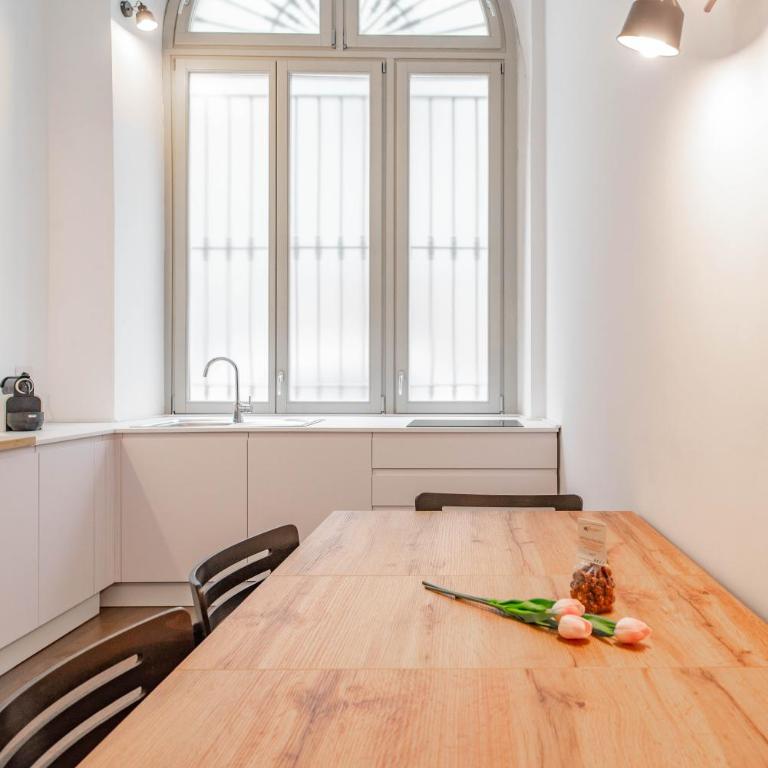 Dream Loft by HAPPYHOSTORINO - Apartment - Split Level - 12