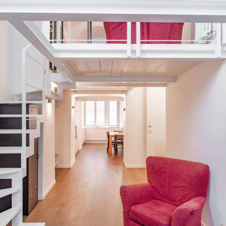 Dream Loft by HAPPYHOSTORINO - Apartment - Split Level - 25