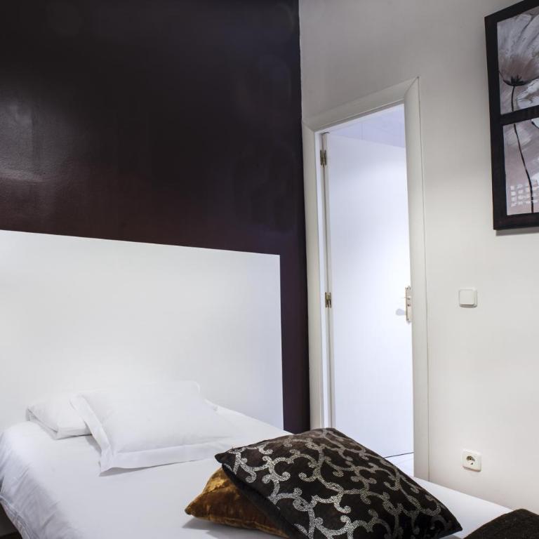 THC Gran Via Hostel - Single Room - 3