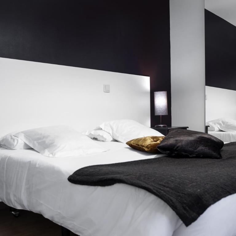 THC Gran Via Hostel - Twin Room - 8
