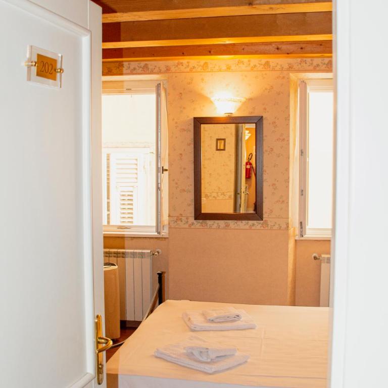 ApartHotel Capitelli - Camera Matrimoniale Standard - 1