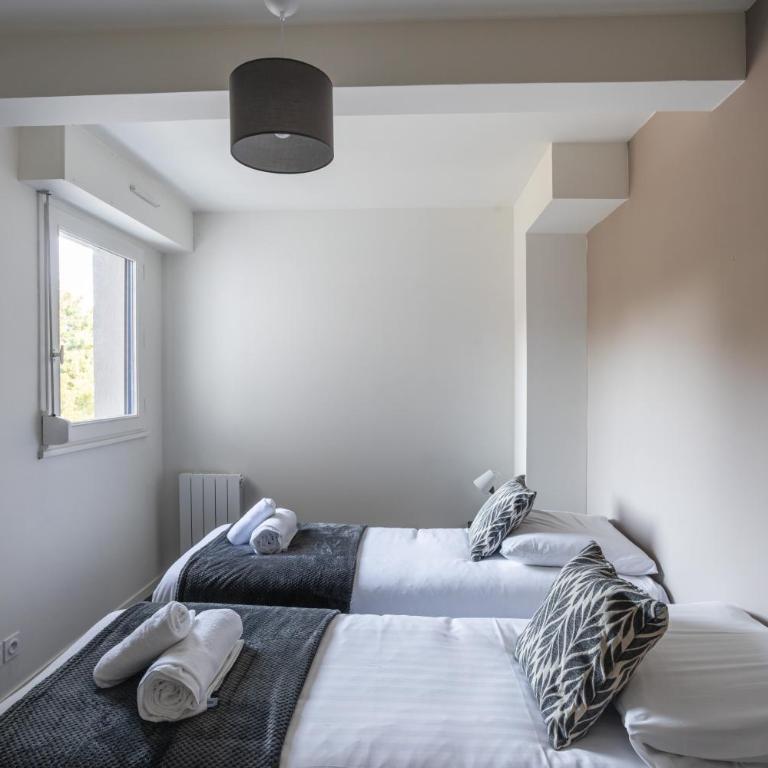 Coeur Courrouze - Appartement 2 chambres avec parking - Two-Bedroom Apartment - 11
