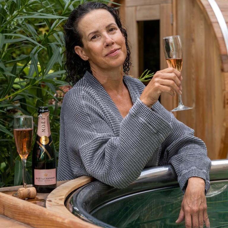 Escale Rochelaise, gîte urbain avec SPA bain nordique et sauna tonneau - Maison 4 Chambres - 31