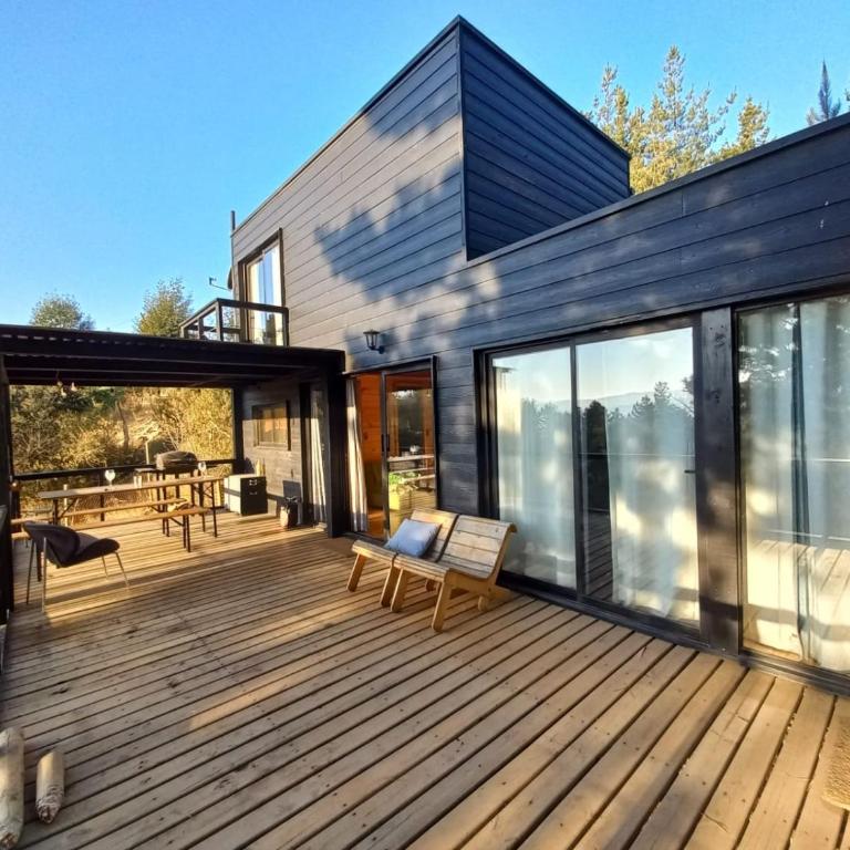 Hermosa cabaña con vista al lago Vichuquén - Three-Bedroom House - 7