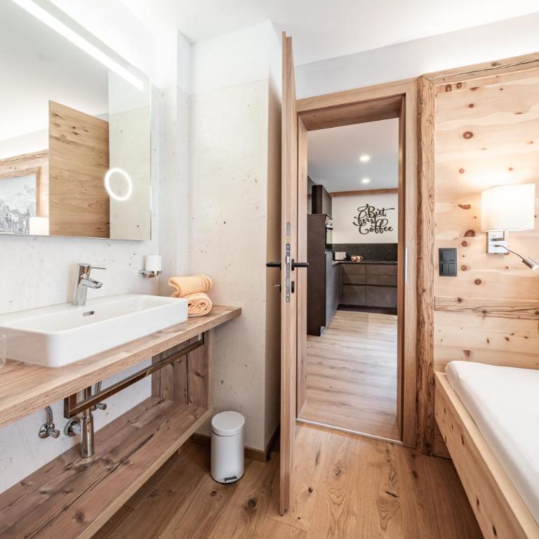 Ferienwohnungen Fichtenheim - Deluxe Apartment mit 2 Schlafzimmern mit Balkon und 2 Bädern - 8