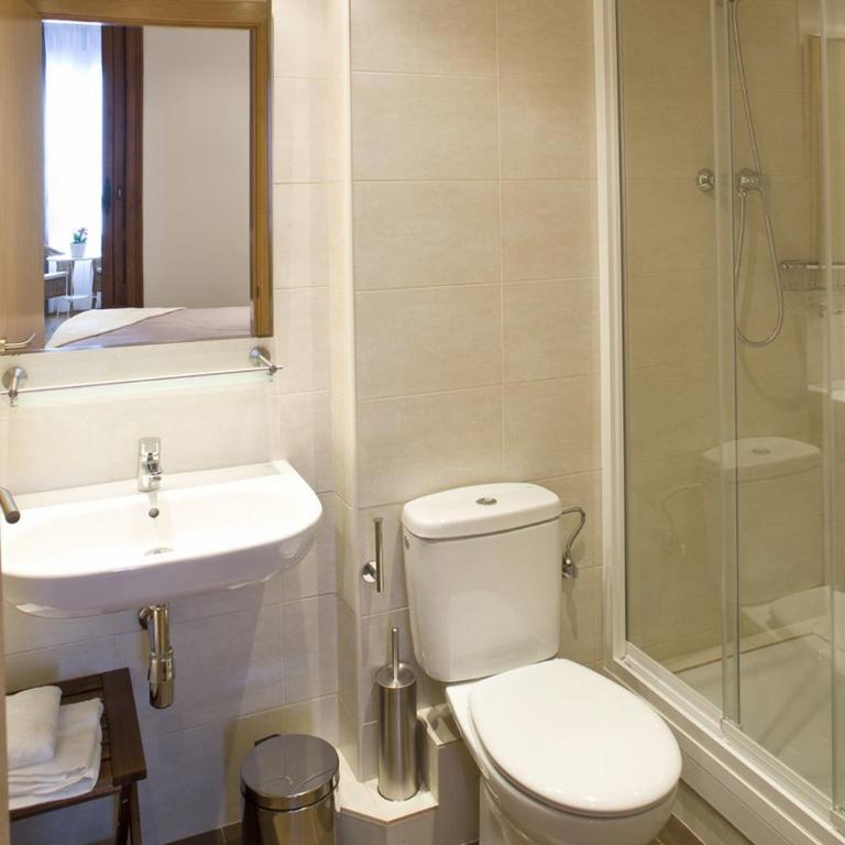 Flateli Pelayo H1 - Three-Bedroom Apartment - 13