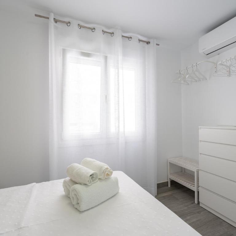 Apartamentos Joya del Mar - One-Bedroom Apartment - 8