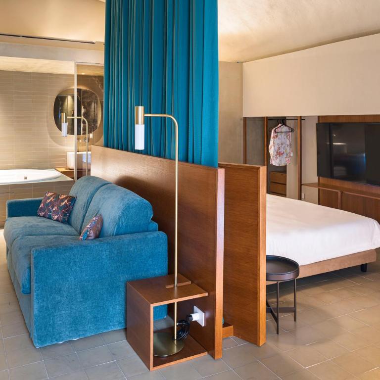 BASTIÒ PRIVATE SUITES - Deluxe Suite with Spa Bath - 5