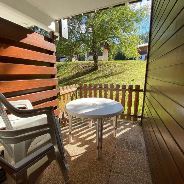 Charmant 2 pièces avec balcon, parking, proche des pistes - La Clusaz - FR-1-459-34 - Apartment (6 Erwachsene) - 11