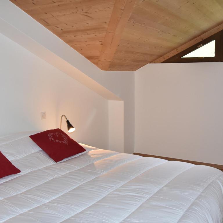Duplex 4 pièces, 2 étoiles, proche du centre, max 6 pers. - FR-1-464-210 - Appartement - 6