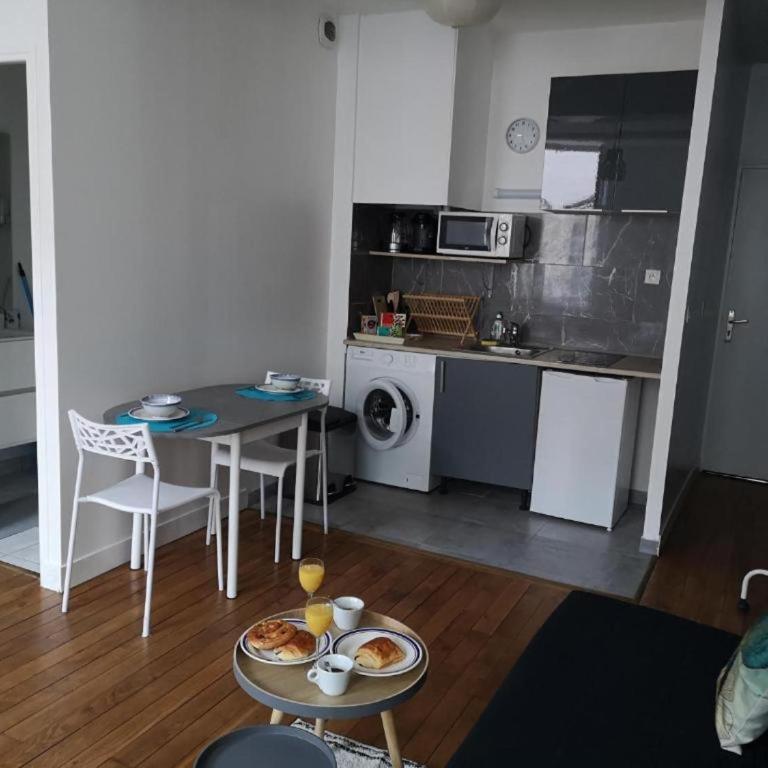 Orleans Studio - Near Train Station - Appartamento - 3