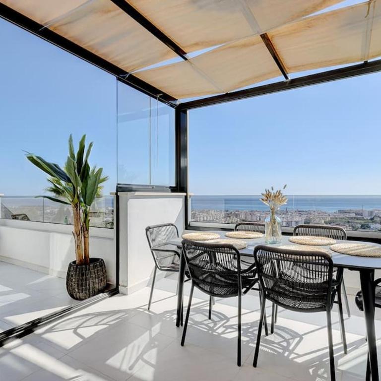 New 2 Bed Penthouse @ Estepona Hills With Sea View - Apartamento de 2 dormitorios - 1