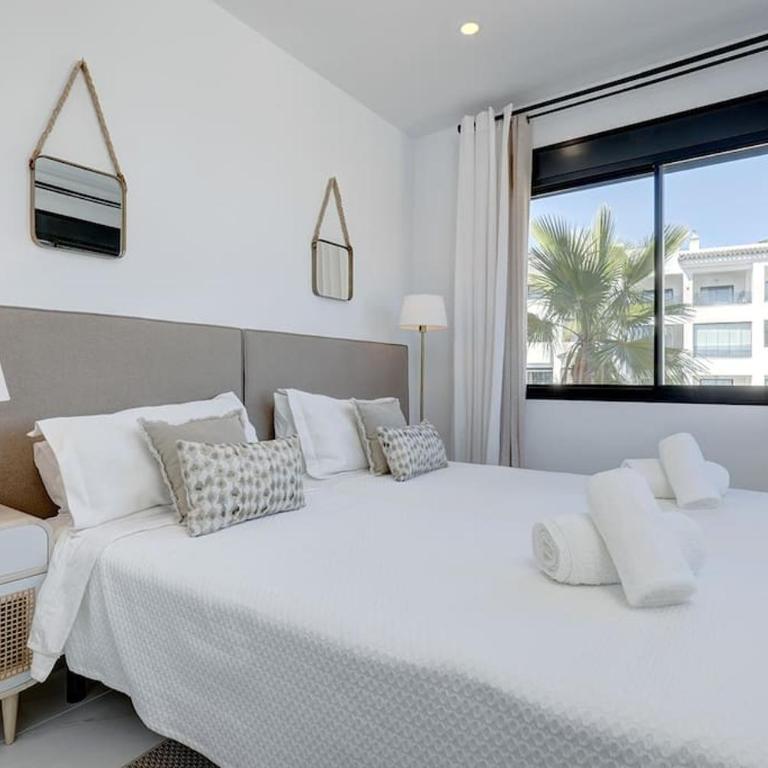 New 2 Bed Penthouse @ Estepona Hills With Sea View - Apartamento de 2 dormitorios - 25