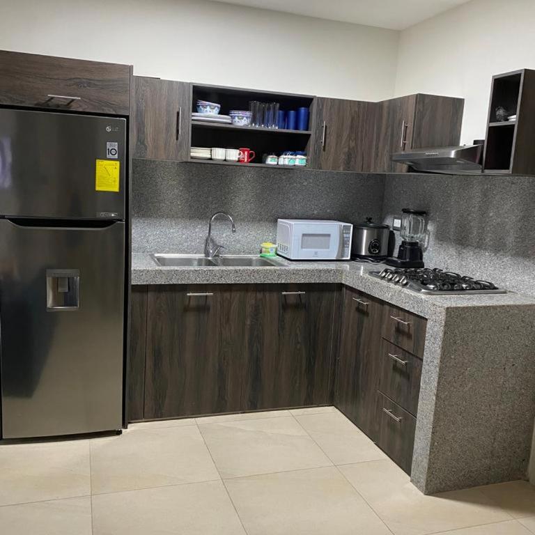 Alquilo hermoso departamento en Salinas, Ecuador - Apartamento de 2 dormitorios - 6
