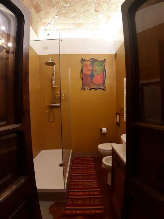 Vasari Home - Appartamento con 2 Camere da Letto - 56