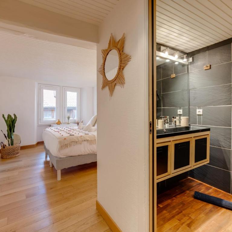 La Tour du Lac - Beautiful apartment in the heart of Annecy - Apartment - 16