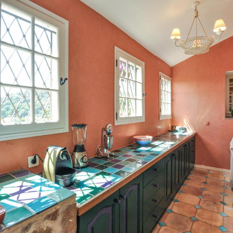 Cozy Home In St Paul De Vence - Maison de Vacances 4 Chambres - 9