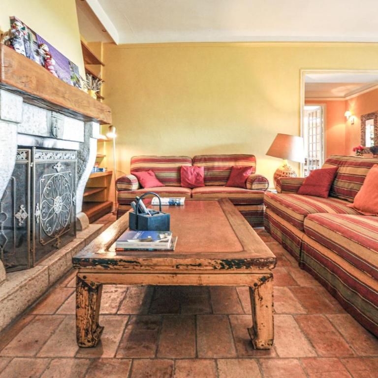 Cozy Home In St Paul De Vence - Maison de Vacances 4 Chambres - 5