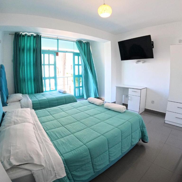AQUAMARINE PARACAS Beach Hostal - Family Room with Balcony - 2