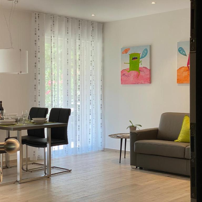 Neu, zentral, sonnig, Garage inklusive - One-Bedroom Apartment - 7
