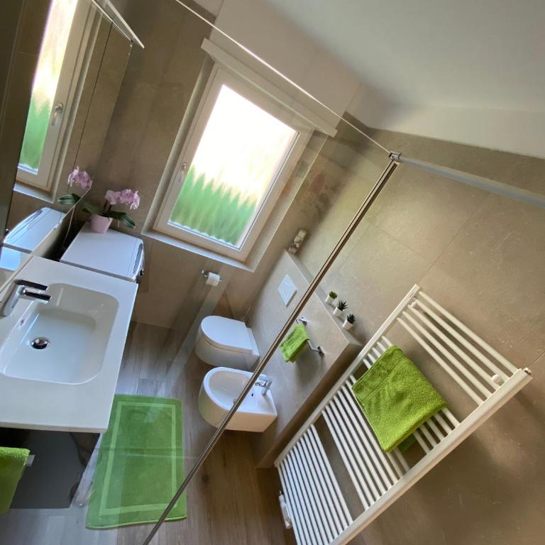 Neu, zentral, sonnig, Garage inklusive - One-Bedroom Apartment - 25