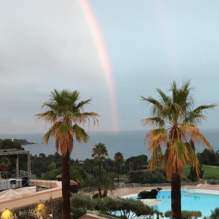 Cap Estérel, 2 pièces, jardin, vue mer et piscine - Appartement 1 Chambre - 17