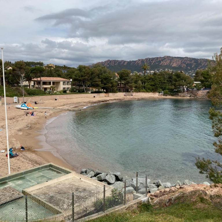 Cap Estérel, 2 pièces, jardin, vue mer et piscine - Appartement 1 Chambre - 16