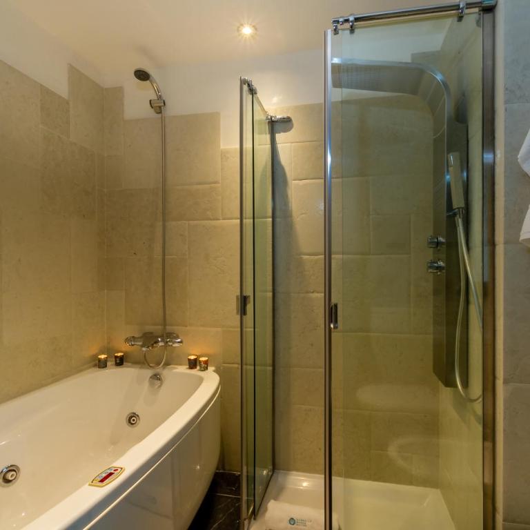 MARBELLA BANUS SUITES - Jardines del Príncipe Golden Mile - Apartamento de 3 dormitorios - 32