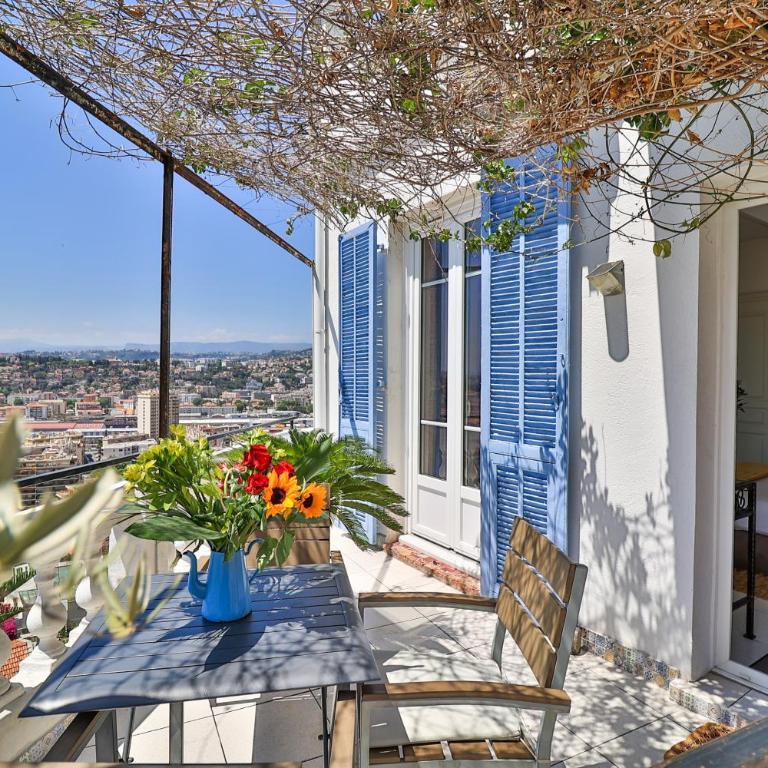Le Panoramic Boutique Hôtel - Chambre Triple avec Terrasse - 18