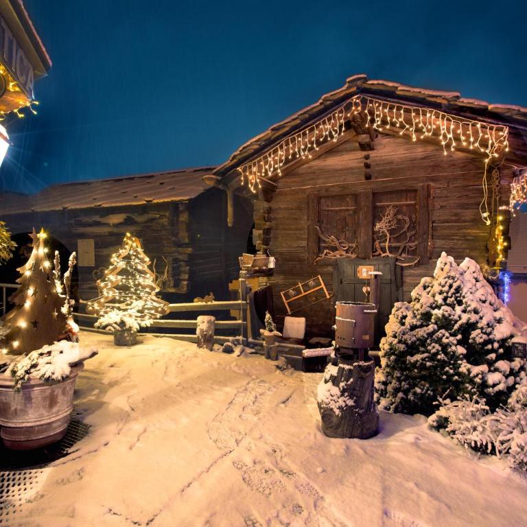 Hotel Romantica - Cottage - 11