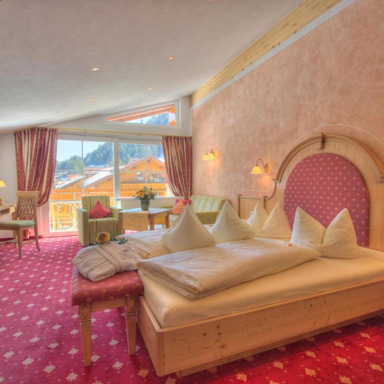 Landhotel Berghof - Studio mit Balkon - 9