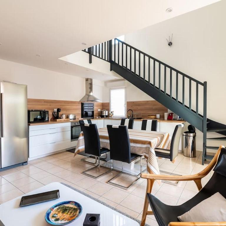 Ravissante maison 3* avec jacuzzi proche lac - Villa 3 Chambres - 6