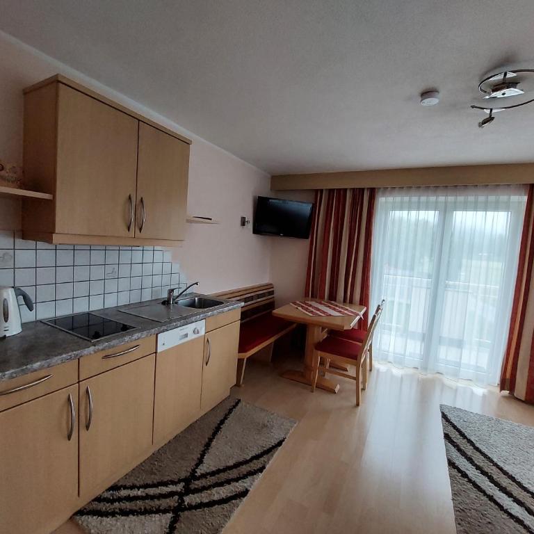 Haus Tanja - Apartment mit 1 Schlafzimmer und Balkon - 34