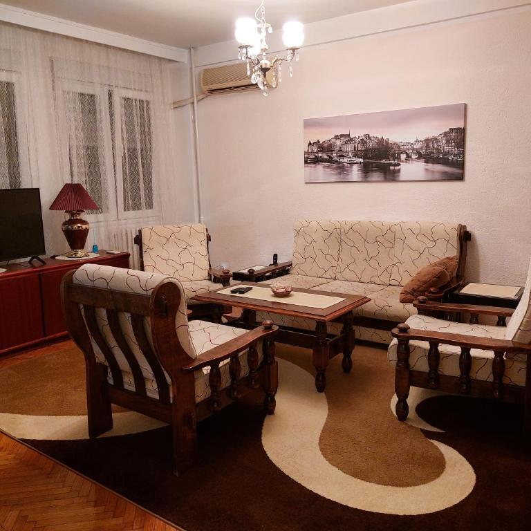 Boulevards apartment - Apartman sa 2 Spavaće Sobe - 1