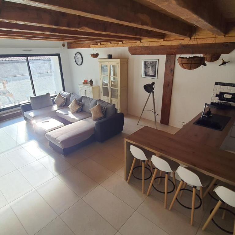 Beau T4 au cœur du centre ville - Three-Bedroom Apartment - 4