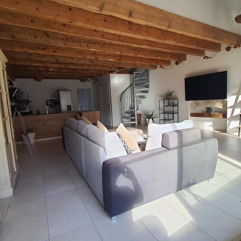 Beau T4 au cœur du centre ville - Three-Bedroom Apartment - 10