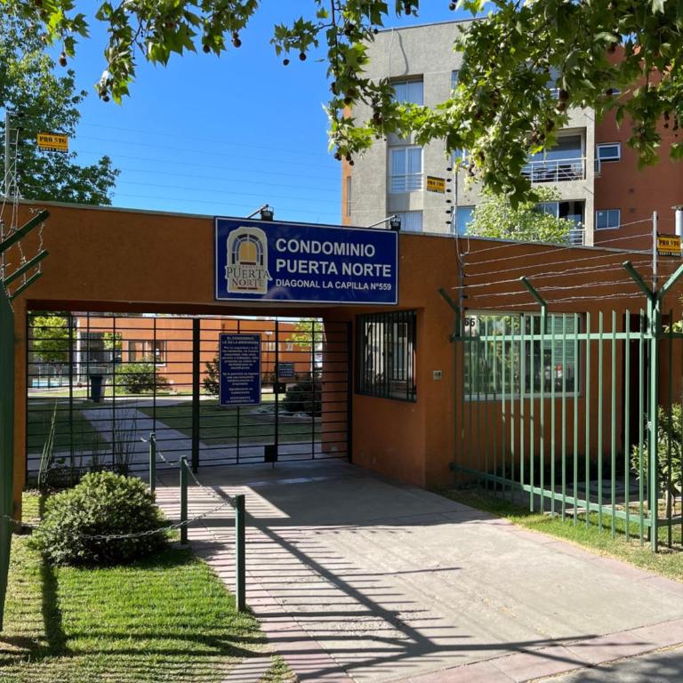 Hermoso Depto Jardines - Apartamento de 3 dormitorios - 1