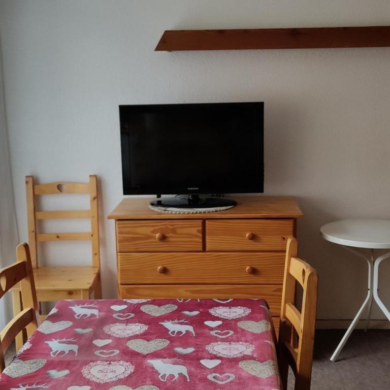 Studio cabine 4 pers, balcon, centre Valloire, proche télécabine, commerces et loisirs - FR-1-263-38 - Studio - 1