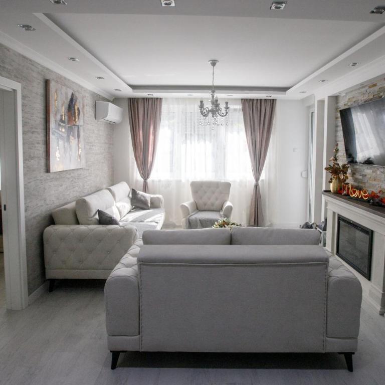Apartman MDB RETRO - Two-Bedroom Apartment - 11