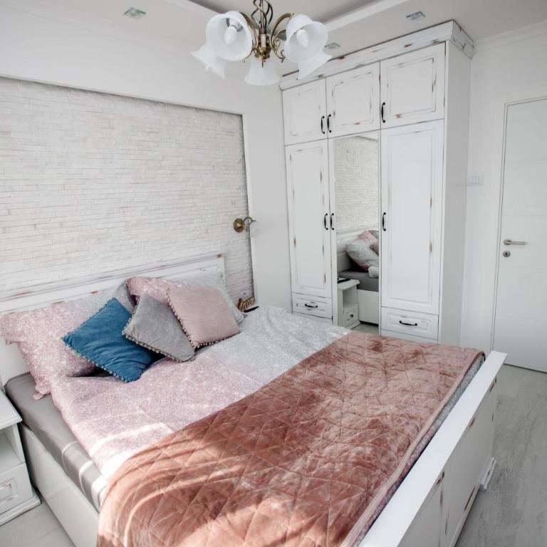 Apartman MDB RETRO - Two-Bedroom Apartment - 23