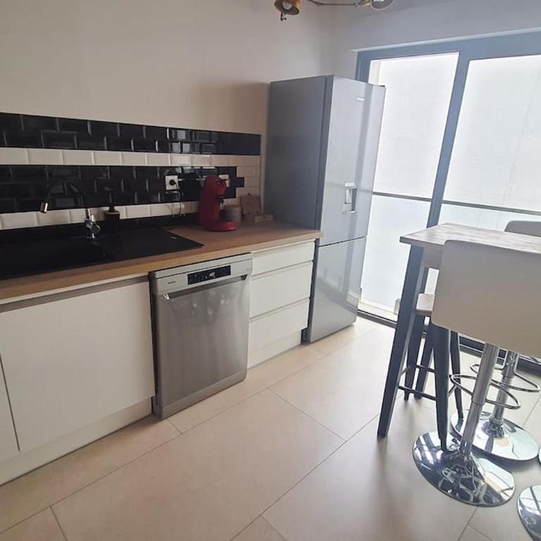 Beau T3 au cœur du centre ville - Two-Bedroom Apartment - 12