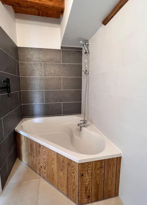 Beau T3 au cœur du centre ville - Two-Bedroom Apartment - 15