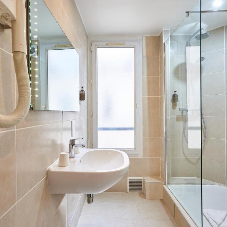 Hôtel Kabanel by Happyculture - Chambre Double Supérieure - 5