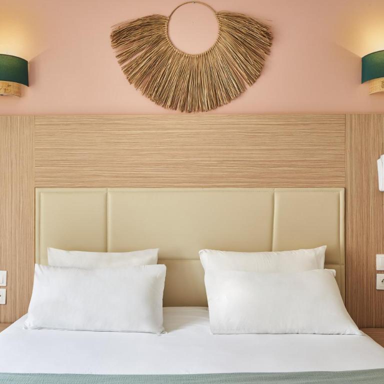 Hôtel Kabanel by Happyculture - Chambre Double Supérieure - 1